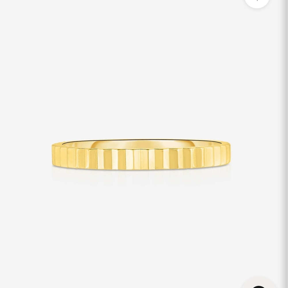 Ring Concierge Fluted Gold Stackable Ring (Slim 2mm)